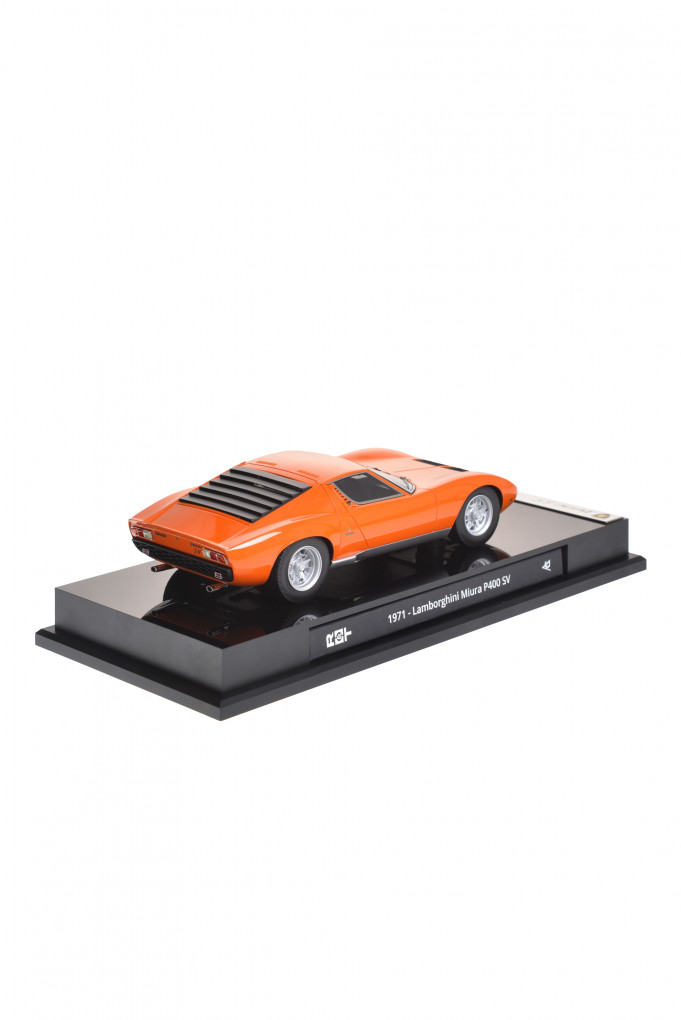 Купити Модель авто Amalgam Collection 3