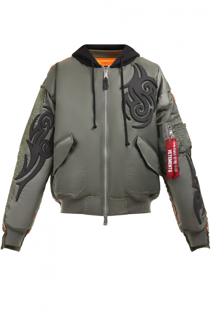 Купити Бомбер Vetements