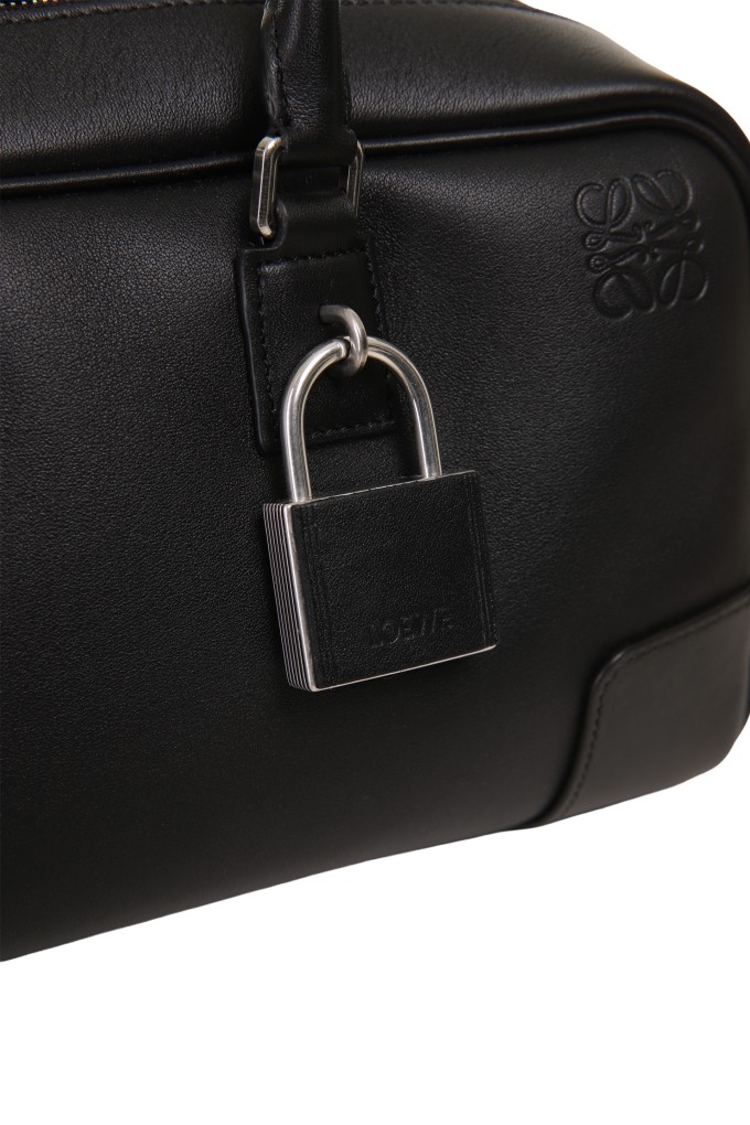 Buy Bag Loewe 5