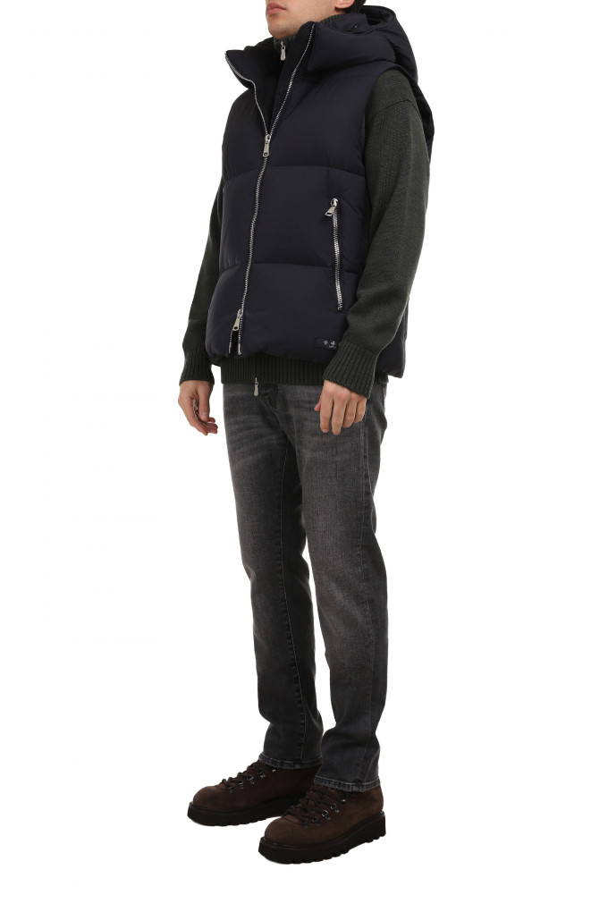 Купити Жилет Tatras 2