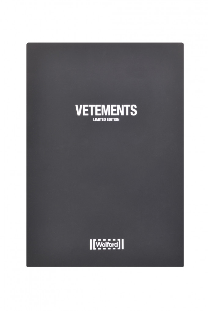 Купити Колготи Vetements