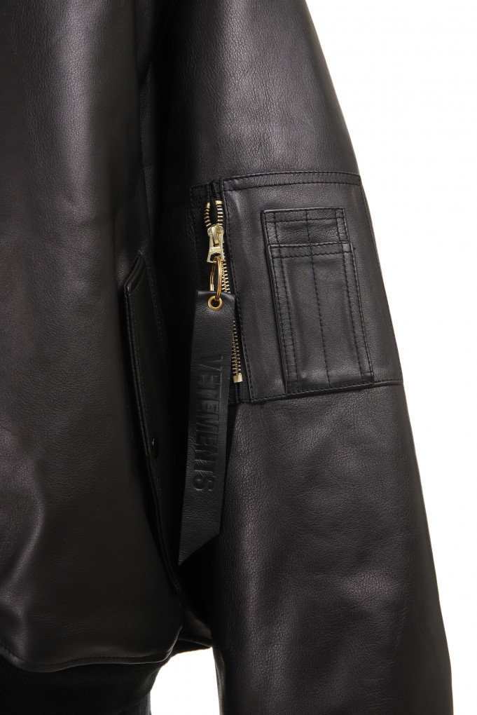 Buy Bomber Vetements 4