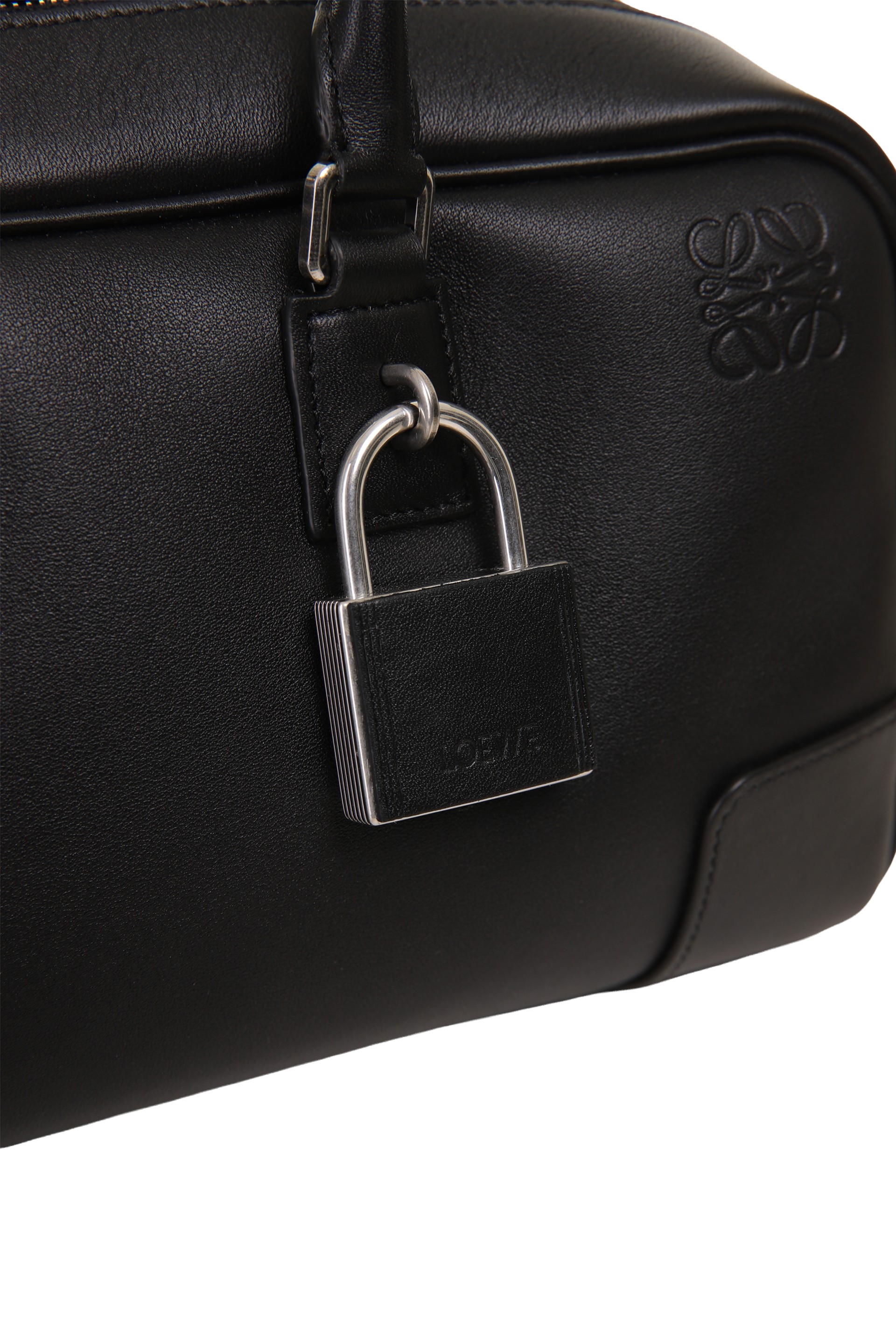 Buy Bag Loewe 5
