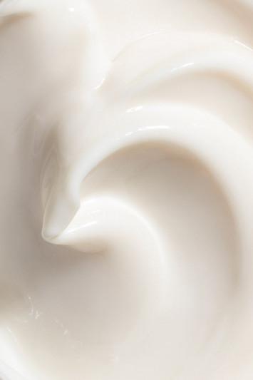 Купити Крем для шкіри навколо очей ліфтинговий Chantecaille